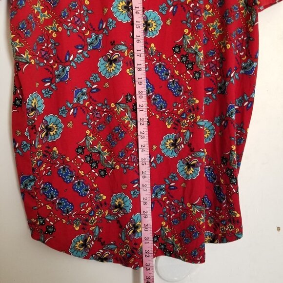 LulaRoe Simply Comfortable Short Sleeve Tunic Top - Picture 7 of 11